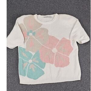 Country Suburbans VTG short sleeve sweater size M floral design pearl detail